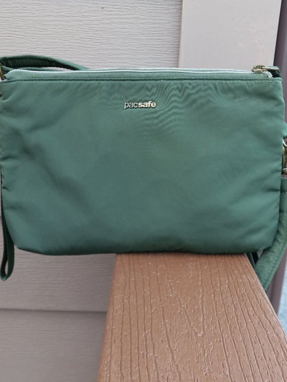 Package Green Stylesafe Crossbody Double Zip Bag